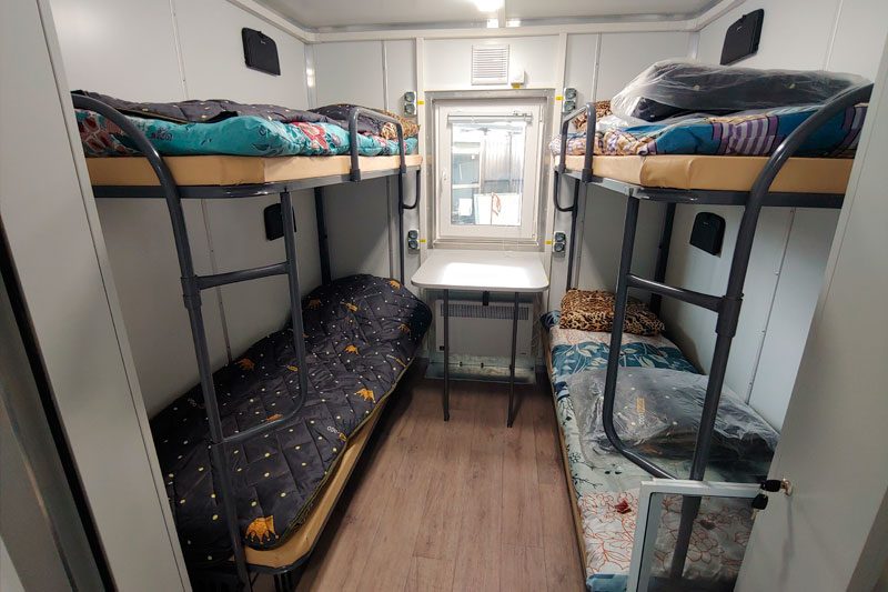 Жилой отсек на восемь человек вагон-дома от Прицепной техники
