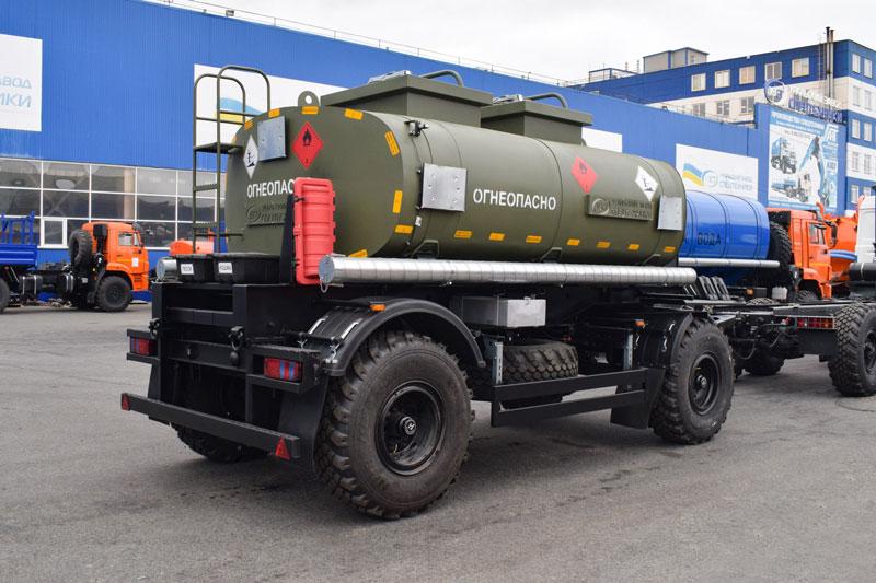 Прицеп-цистерна для ГСМ марки УЗСТ-ПЦ-8-001 (2 оси)