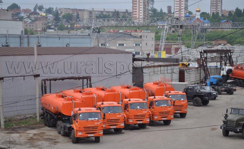 Полуприцеп-цистерна ППЦН-20 (12) для нефти (2-осный, переменное сечение)