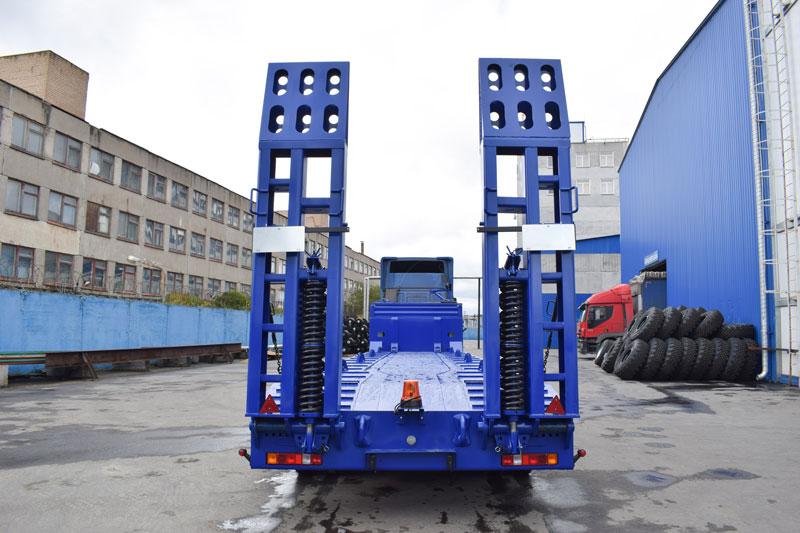 Полуприцеп тяжеловоз низкорамный ППТ-9176-006Н4 (54 т.)