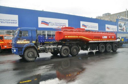 Полуприцеп-цистерна ППЦ-26 (001) для ГСМ (3-осный, переменное сечение)