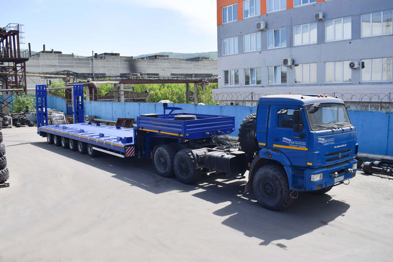 Полуприцеп тяжеловоз низкорамный ППТ-9181-003Н6 (72 т.)
