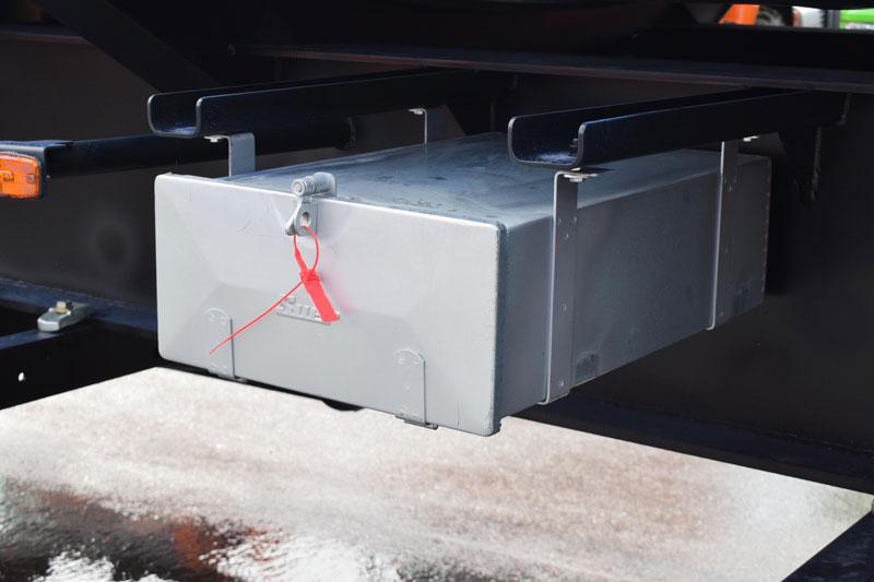 Полуприцеп-цистерна ППЦТ-30 (001) для техводы (3-осный, переменное сечение)