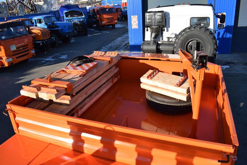 Полуприцеп тяжеловоз низкорамный ППТ-9177-009Н3 (45 т.)