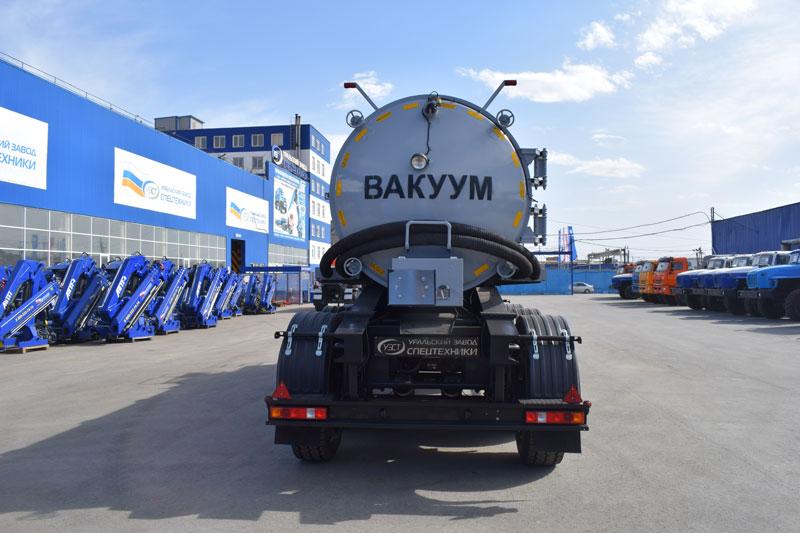 Полуприцеп-цистерна вакуумная ППЦВ-20 (001)
