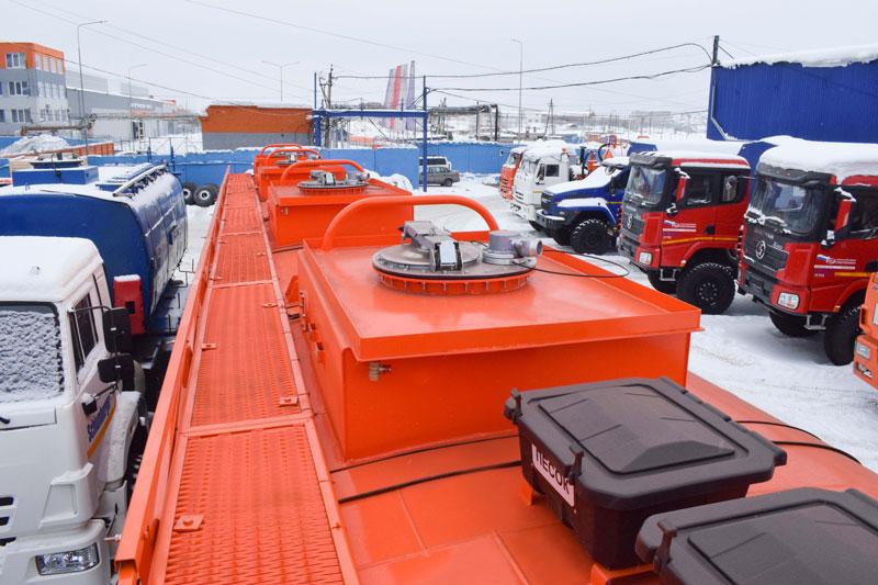 Полуприцеп-цистерна ППЦ-40 (009-10) для ГСМ (3-осный, прямое сечение)