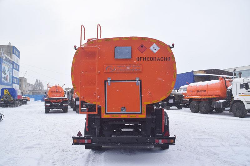 Полуприцеп-цистерна ППЦН-26 (001) для нефти (3-осный, переменное сечение)