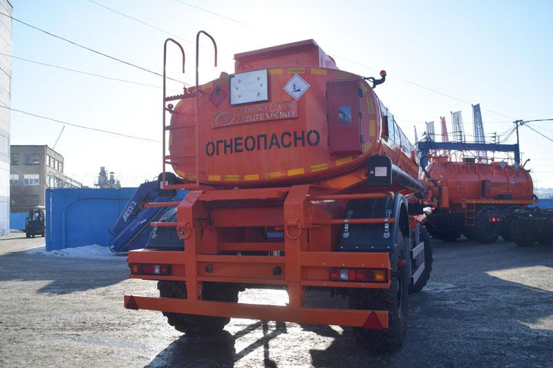 Прицеп-цистерна для ГСМ марки УЗСТ-ПЦ-10-002 (2 оси)
