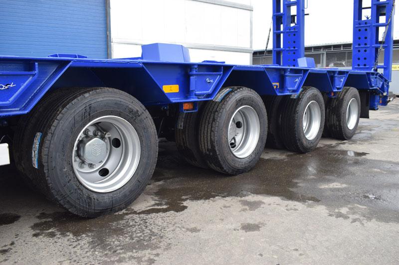 Полуприцеп тяжеловоз низкорамный ППТ-9176-006Н4 (54 т.)