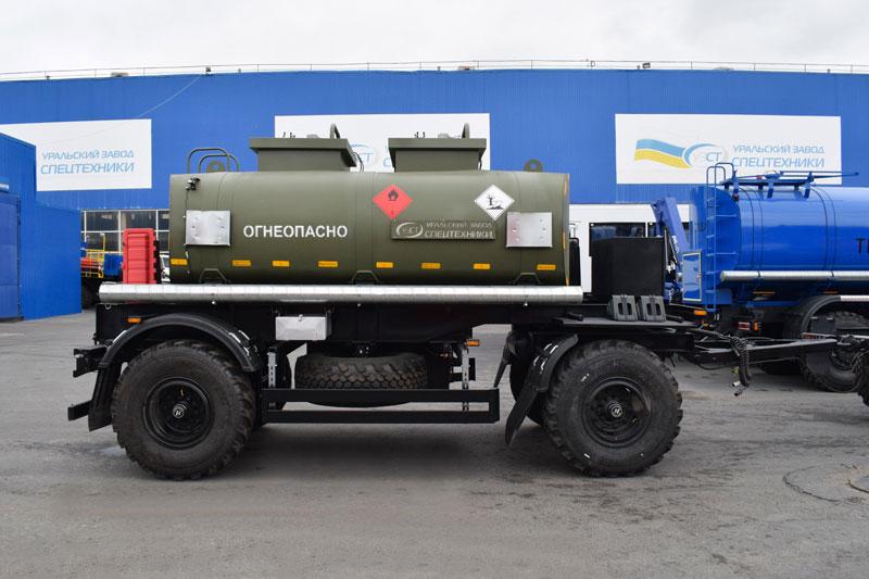 Прицеп-цистерна для ГСМ марки УЗСТ-ПЦ-8-001 (2 оси)