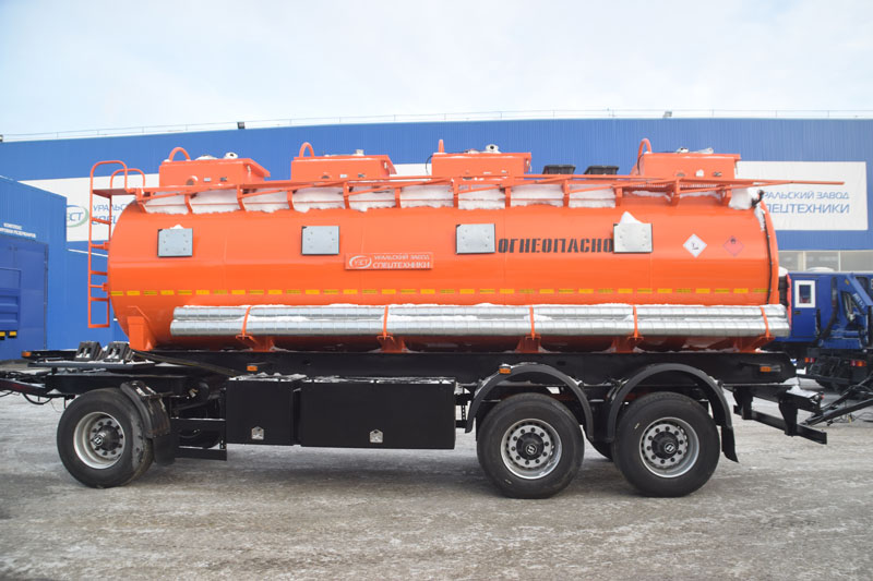 Прицеп-цистерна для ГСМ марки УЗСТ-ПЦ-20-001 (3 оси)