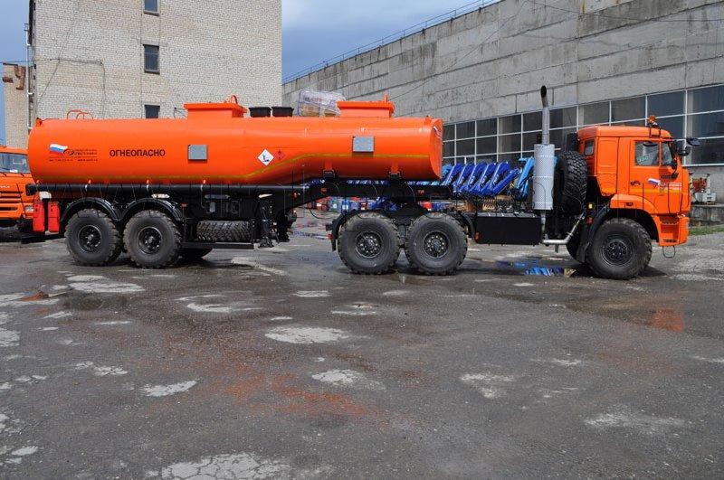 Полуприцеп-цистерна ППЦН-20 (12) для нефти (2-осный, переменное сечение)