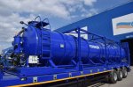 Полуприцеп-контейнеровоз 9177-65В3 (60 т.) с контейнер-цистерной КЦ-30 для техводы