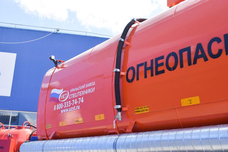 Полуприцеп-цистерна ППЦН-22 (001) для нефти (3-осный, прямое сечение)