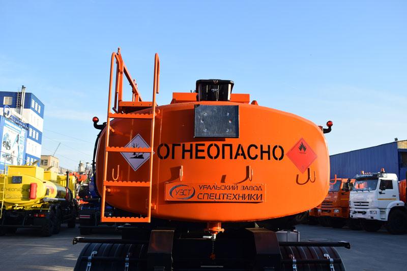 Прицеп-цистерна для ГСМ марки УЗСТ-ПЦ-15-003 (2 оси)