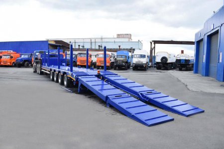 Полуприцеп тяжеловоз низкорамный ППТ-9176-003Н4 (51 т.)