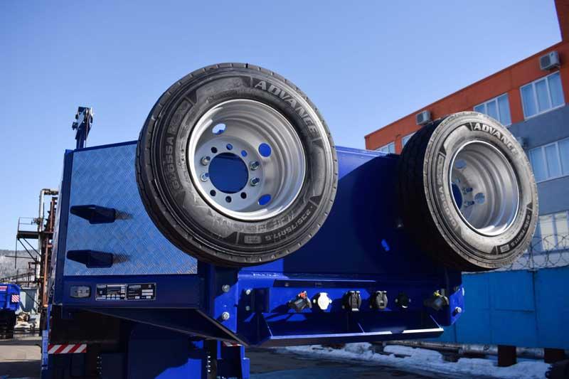 Полуприцеп тяжеловоз телескопический ППТ-001НР5 (60 т.)