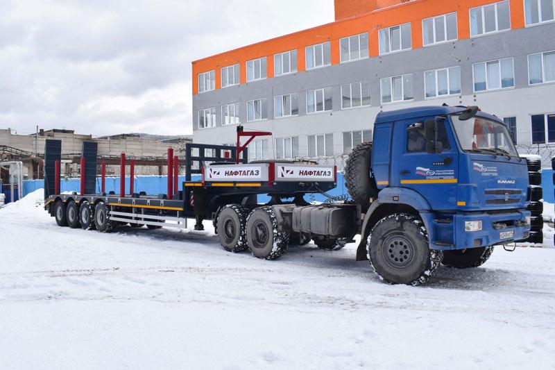 Полуприцеп тяжеловоз высокорамный ППТ-9176-008В4 (60 т.)