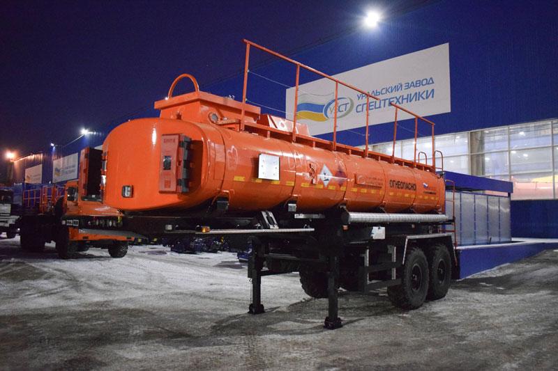 Полуприцеп-цистерна ППЦН-16 (003) для нефти (2-осный, прямое сечение)