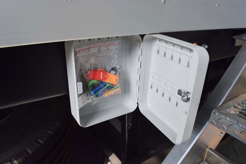 Прицеп-фургон жилой ПФ2-004