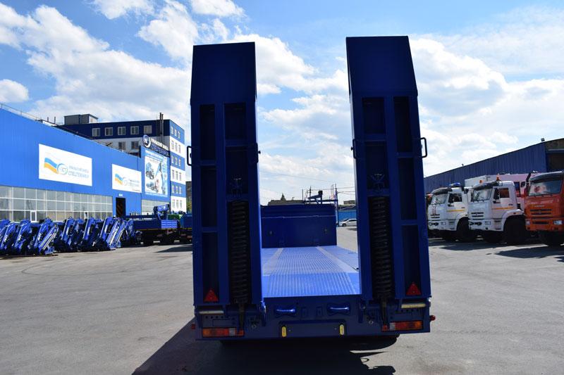 Полуприцеп тяжеловоз низкорамный ППТ-9177-013Н3 (38 т.)