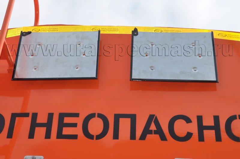 Полуприцеп-цистерна ППЦН-20 (12) для нефти (2-осный, переменное сечение)