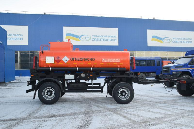 Прицеп-цистерна для ГСМ марки УЗСТ-ПЦ-10-006 (2 оси)
