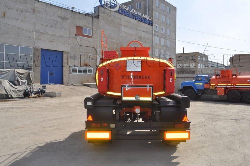 Прицеп-цистерна для ГСМ марки УЗСТ-ПЦ-4 (2 оси)